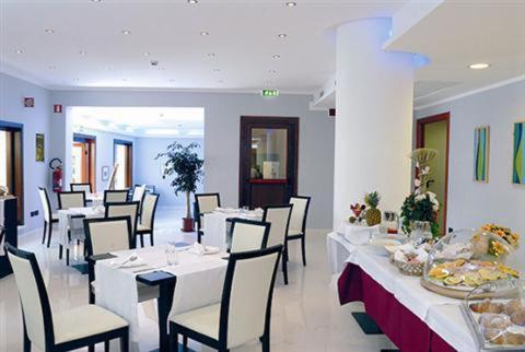 Palazzo Foti Hotel Crotone Ngoại thất bức ảnh